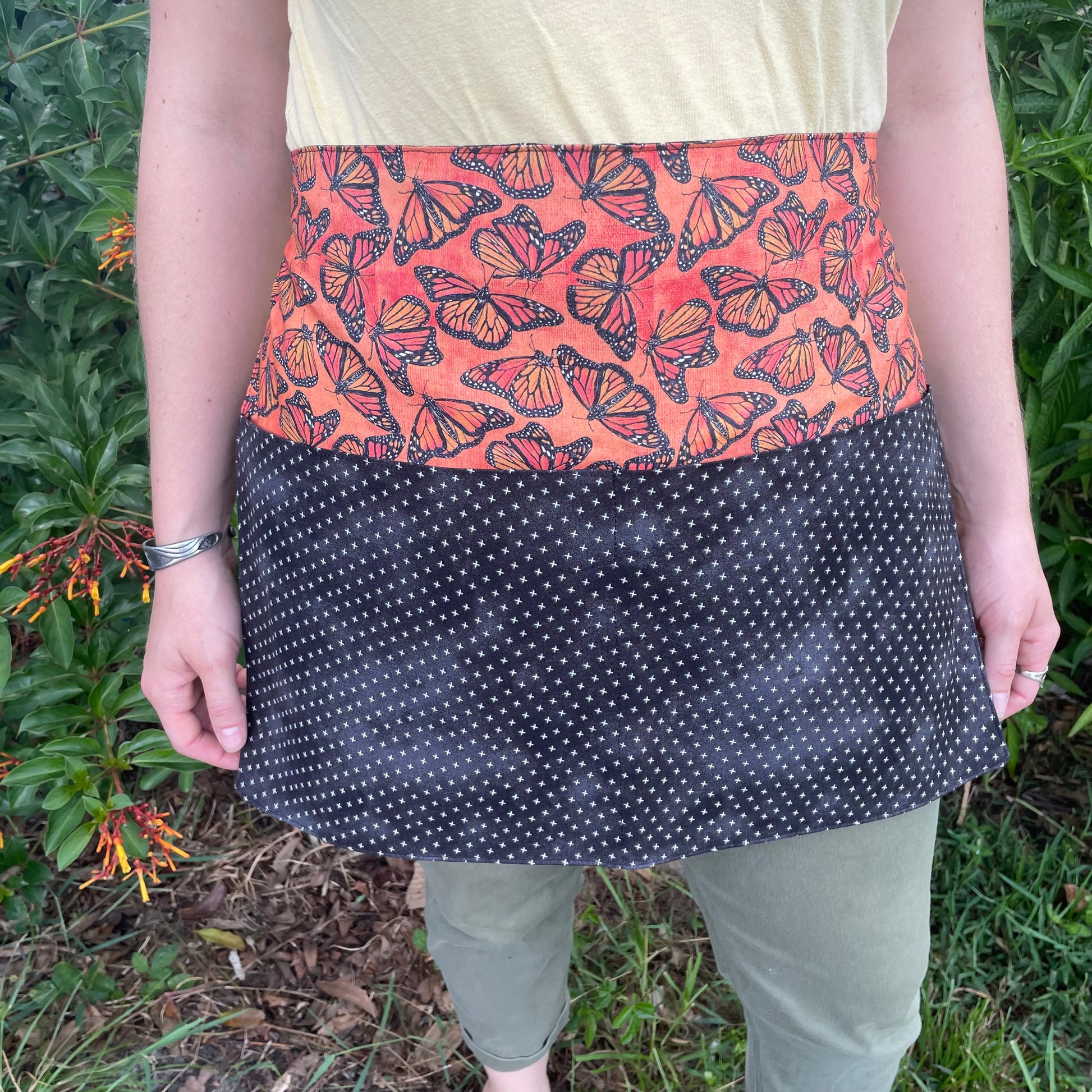 Moncarch Butterfly Waist Apron