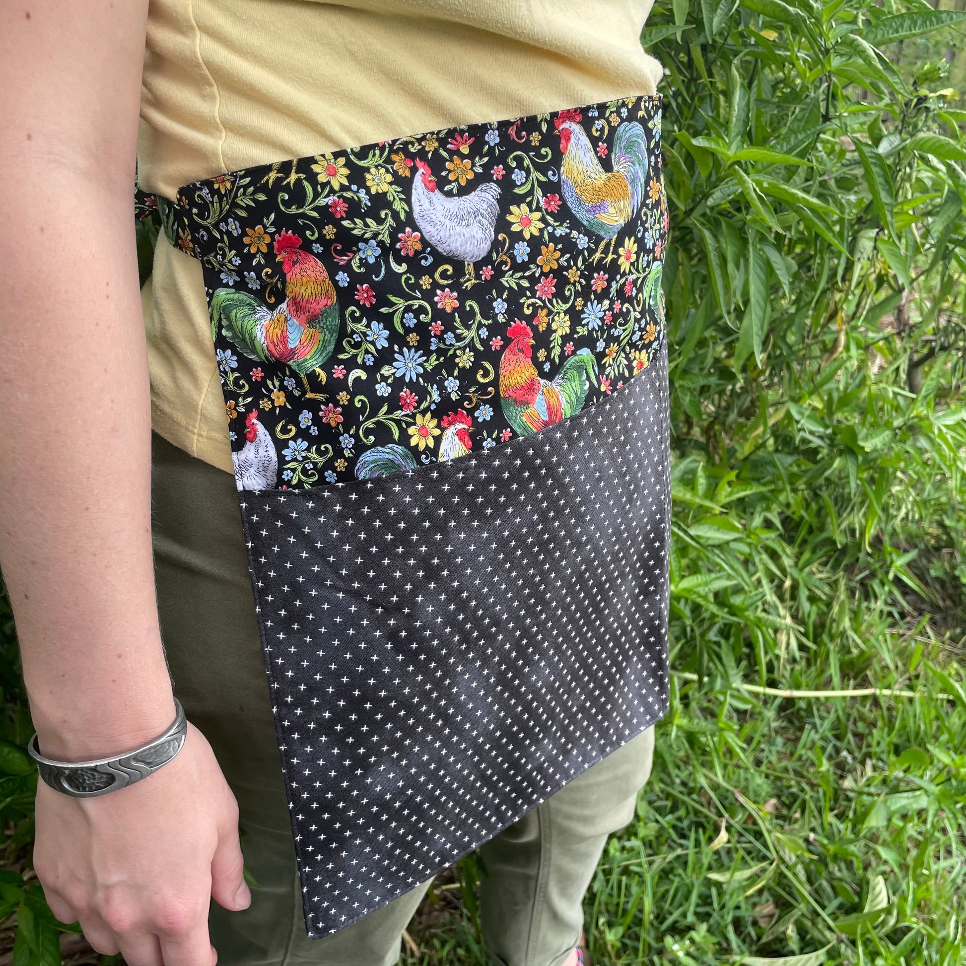 Rooster Floral Waist Apron